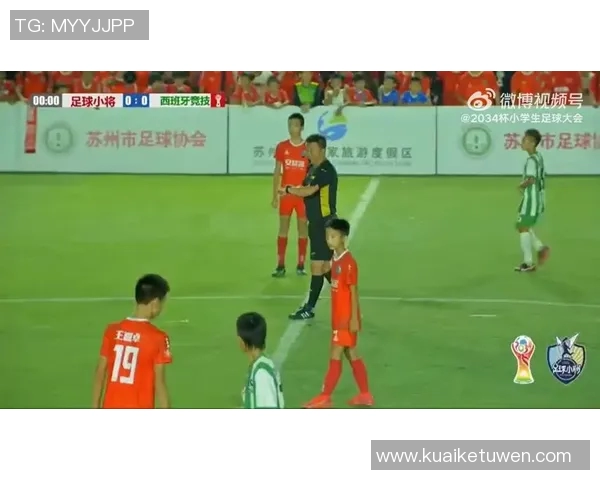 176身高足球球星速度与技术并存展现绿茵场上的独特风采 176身高足球球星速度与技术并存展现绿茵场上的独特风采