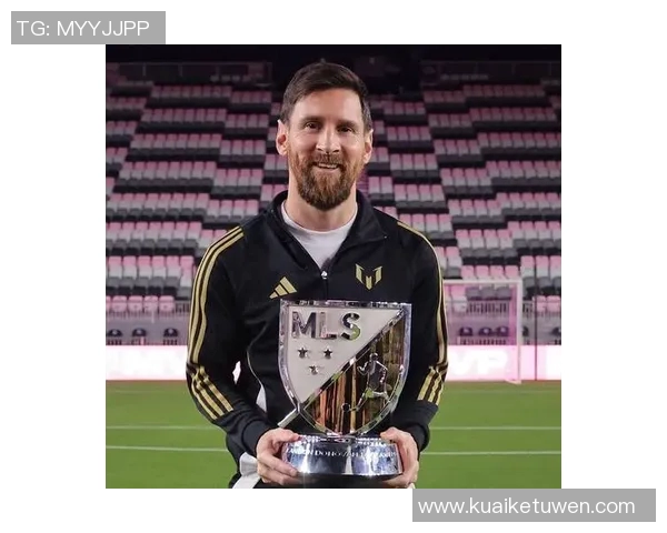 足球巨星风采:从梅西到C罗,探寻传奇球员背后的成功之路